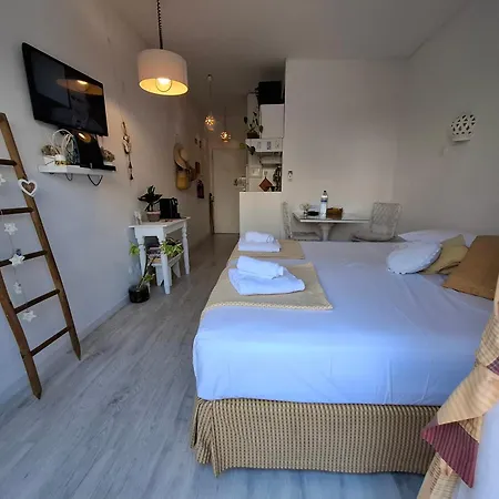 Sweet In Old Town 5 Min Walk To Peneco Appartement Albufeira